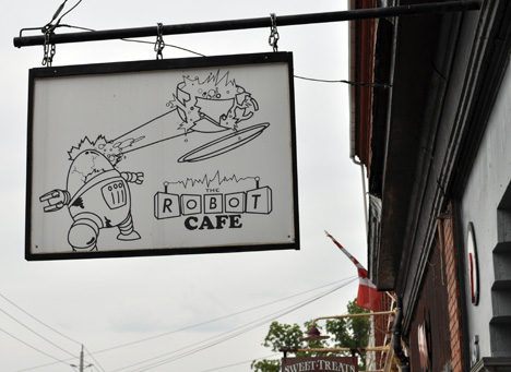 robot-cafe7