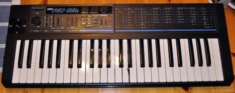 korg poly 800 moog slayer